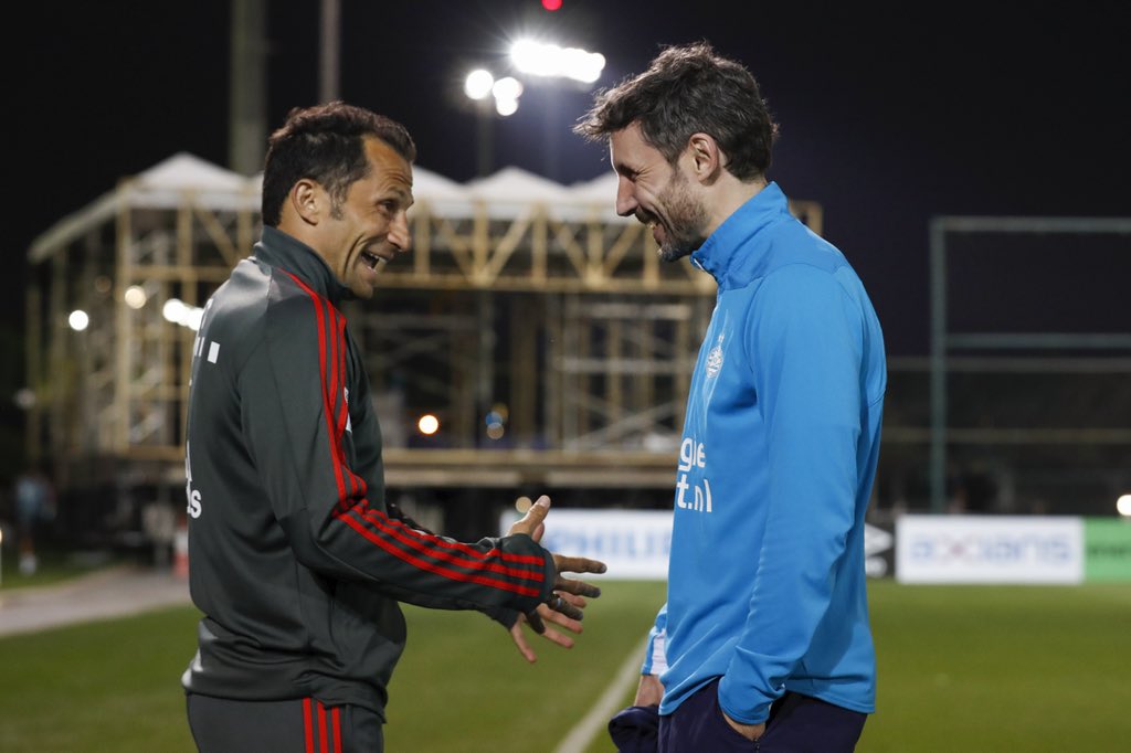 明显落后于 明显落后于